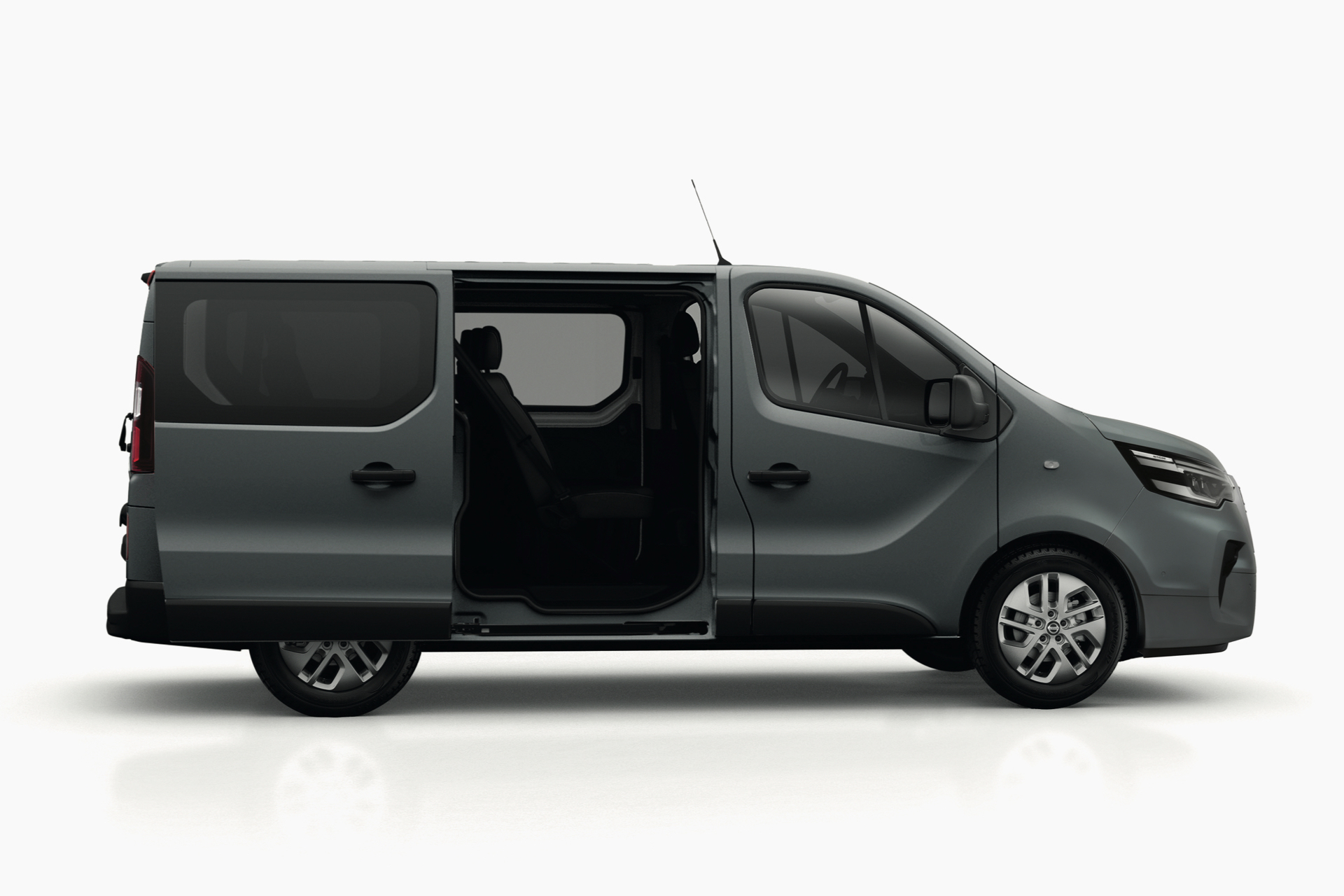 Nissan PRIMASTAR Billeder af Combi og autoplay